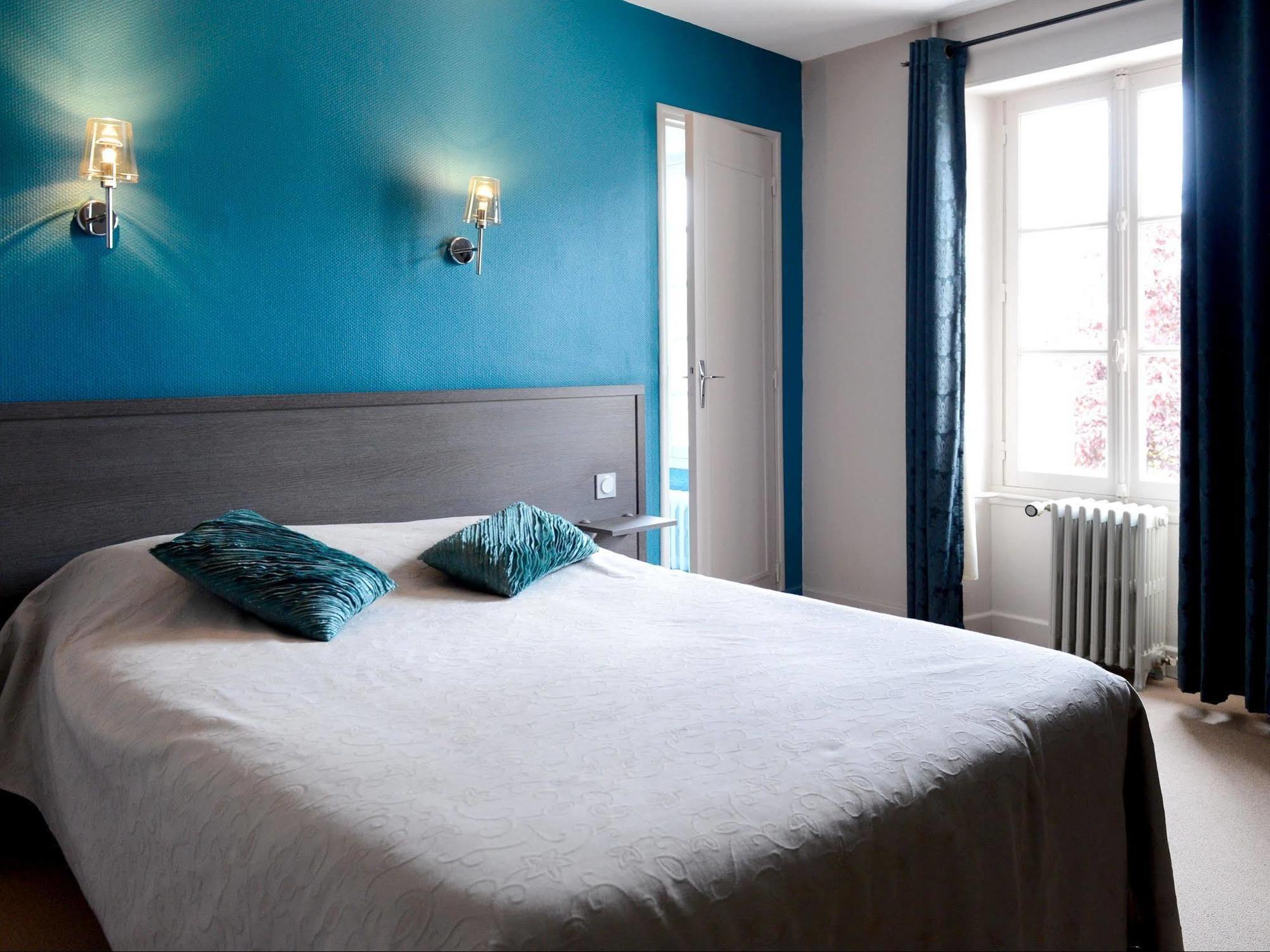 Logis Hotel Restaurant De La Poste Le Mêle-sur-Sarthe Esterno foto